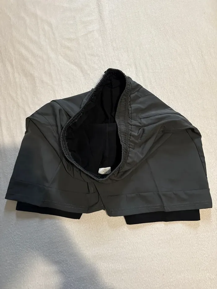 Short own the run spray dye 2-in-1 taille XL - photo numéro 3