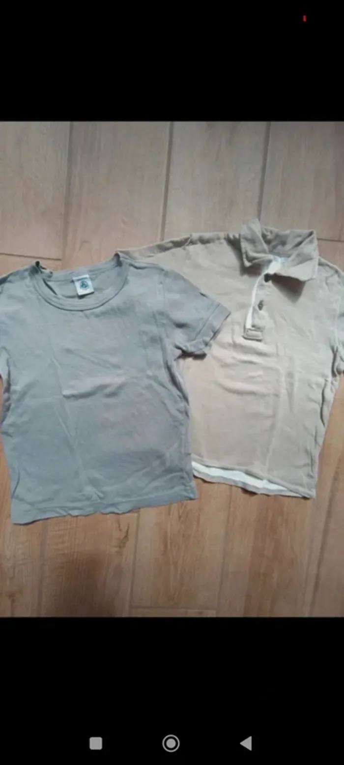 2 tee-shirts petit bateau 4 ans