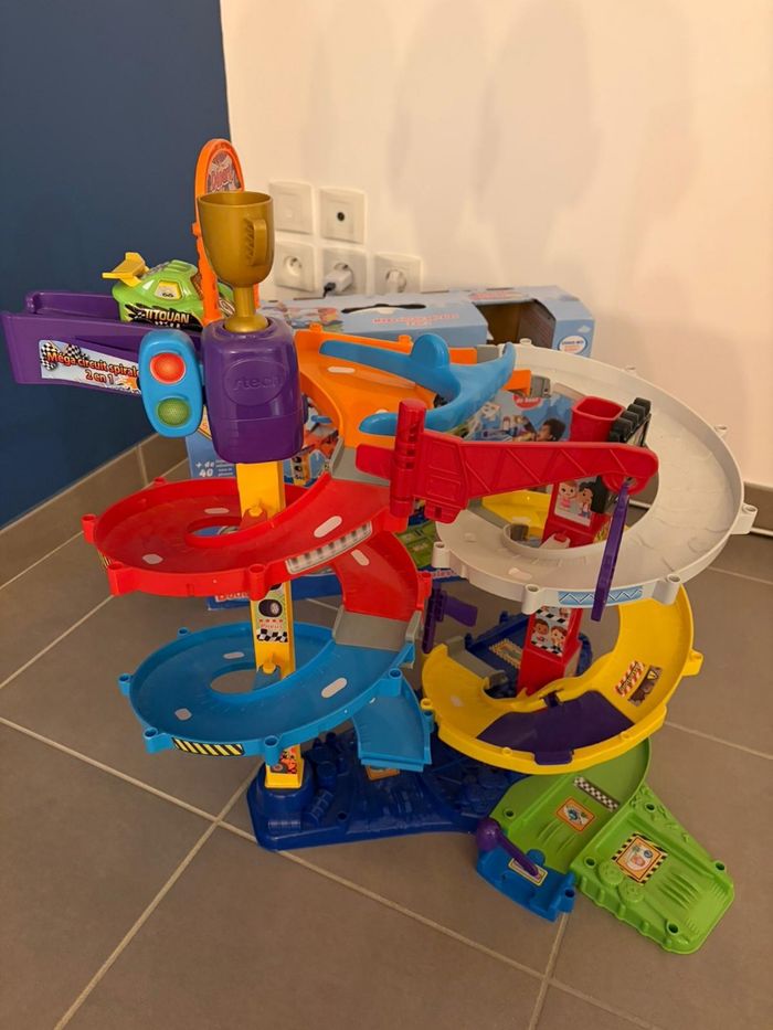 Mega circuit spirales tut tut bolides - photo numéro 3