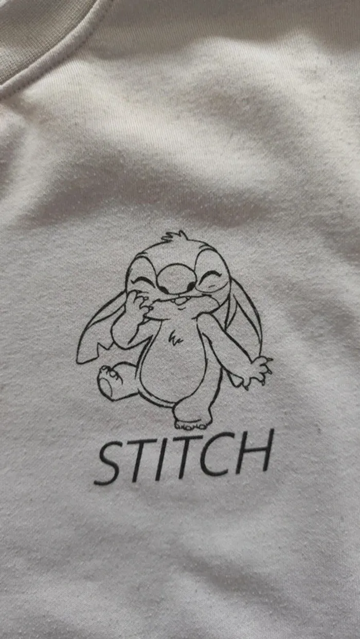 Lot vêtements Stitch - photo numéro 5