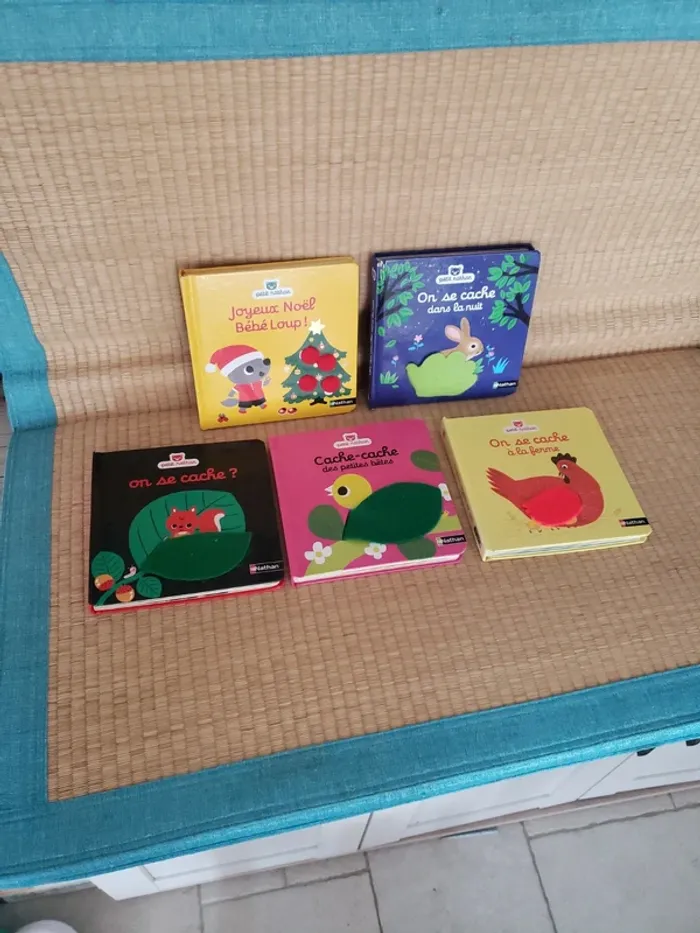 Lot de 5 livres bébés petit Nathan
