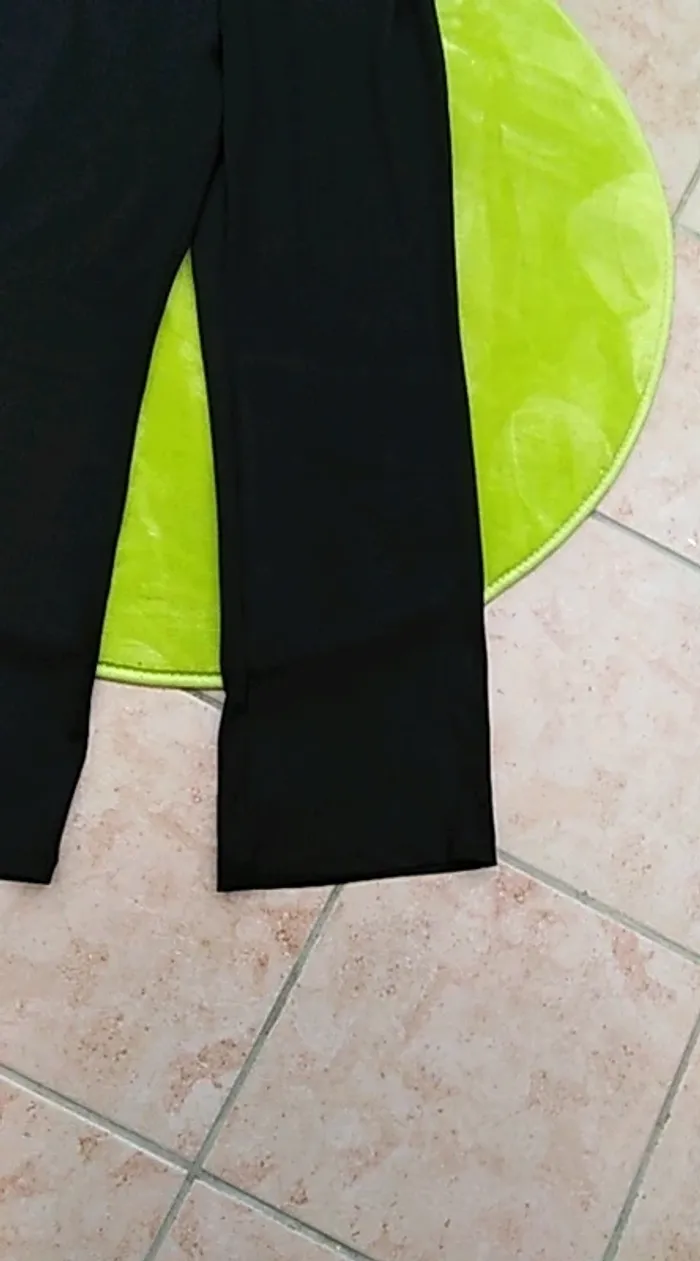 Pantalon léger noir Blanche porte taille 40 - photo numéro 2