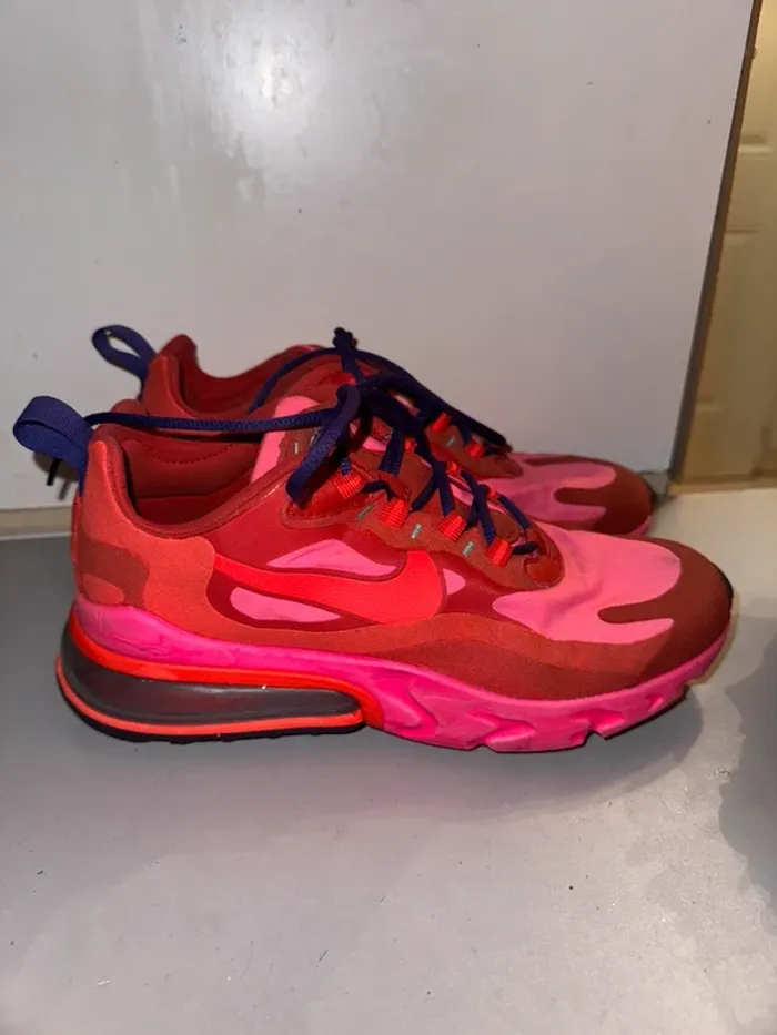 Baskets react Marque Nike pointure 38 - photo numéro 2
