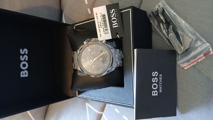 Montre Hugo BOSS Neuve - photo numéro 8