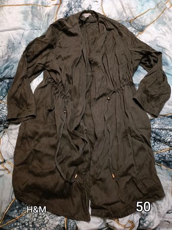 Haut en forme de veste H&M taille 50 vert foncé kaki