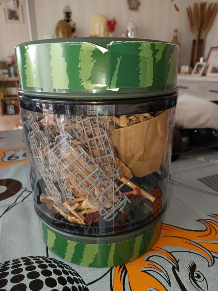 Coffret de jeux militaire 68 pièces - photo numéro 2
