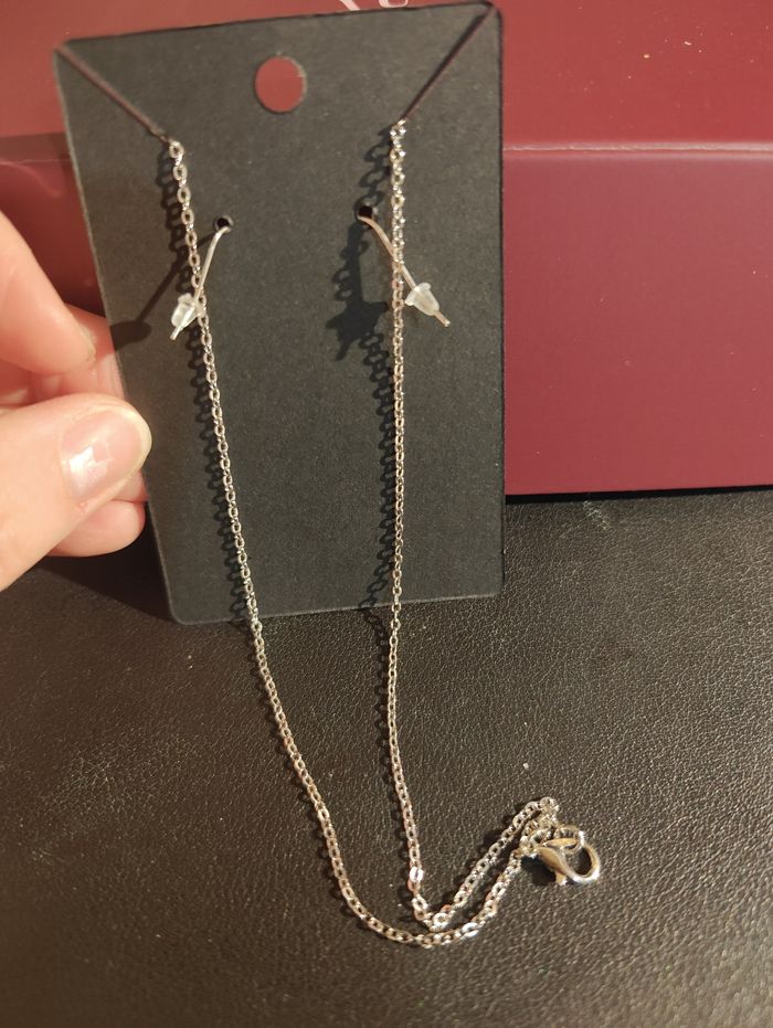 Ensemble collier et boucles d'oreilles pendantes à brillant - photo numéro 2