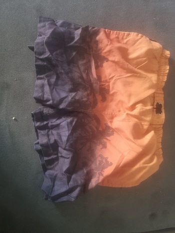 Vêtements enfants 10ans parfais état 