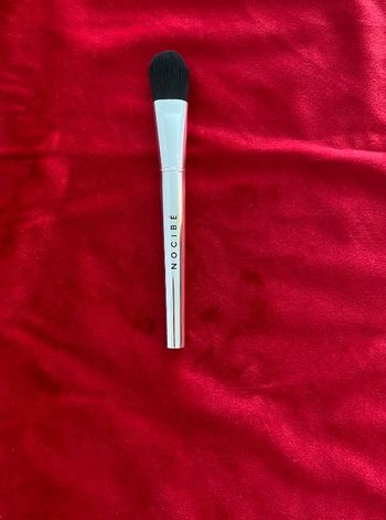 Nocibé - Pinceau de maquillage à fond de teint plat