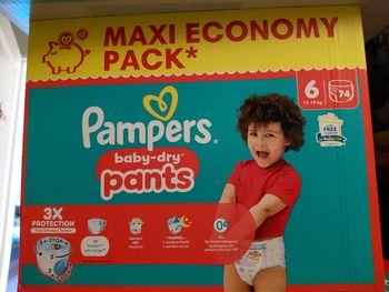 2 paquets pampers maxipack pants taille 6 