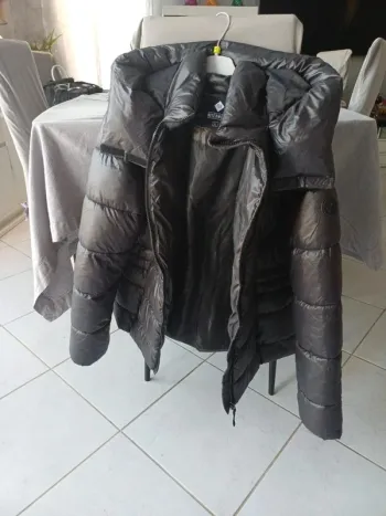 Jolie doudoune légère pour femme