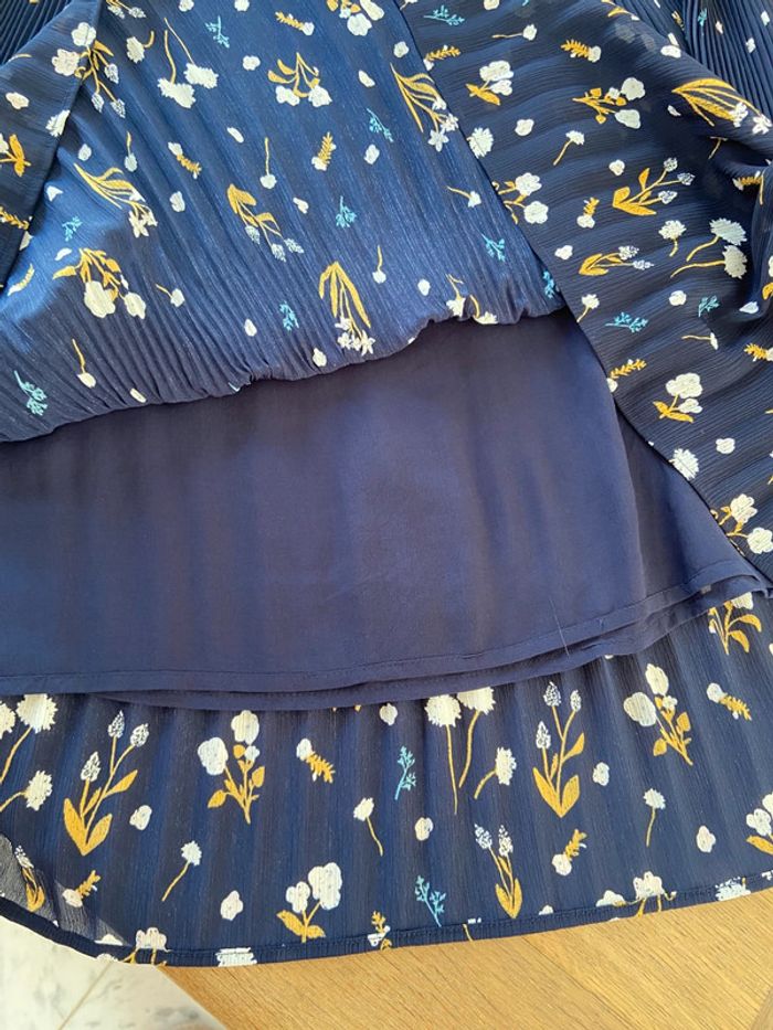 Jupe plissée fleurie bleu marine Comptoir des Cotonniers taille 42 - photo numéro 14