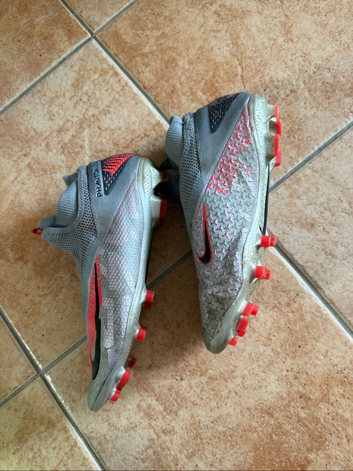 chaussures de foot - photo numéro 2
