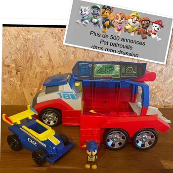 Le Camion mobile Pit stop team ready Race Rescue Pat Patrouille avec Chase et sa voiture de course