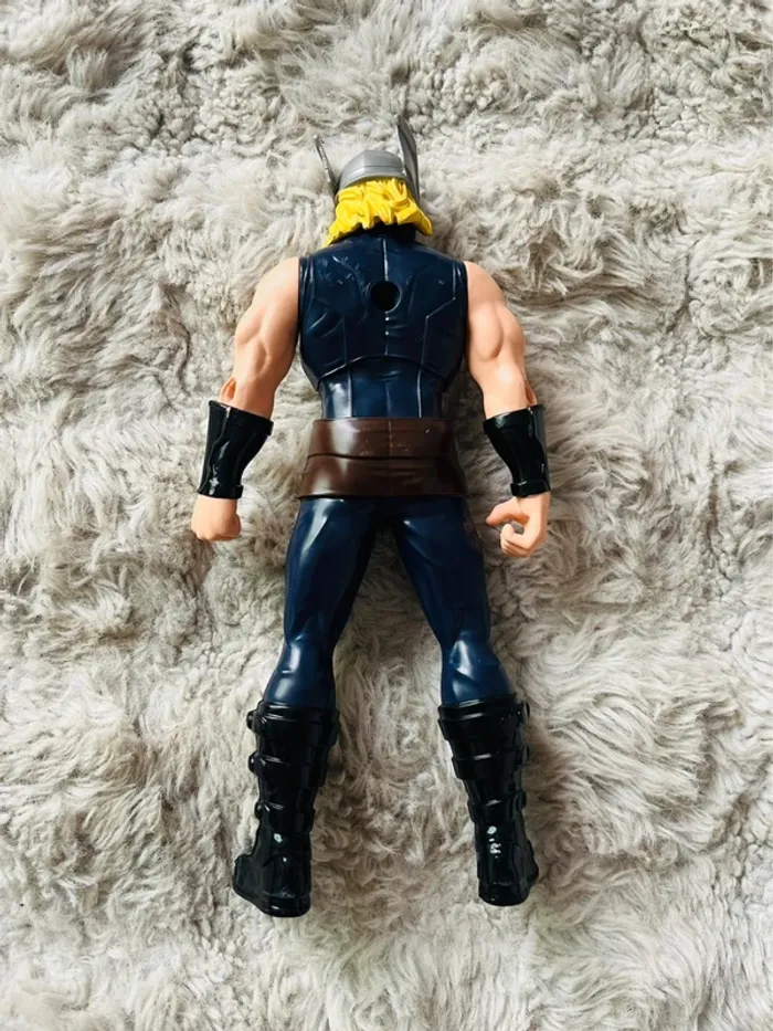 Figurine Thor Marvel - photo numéro 2