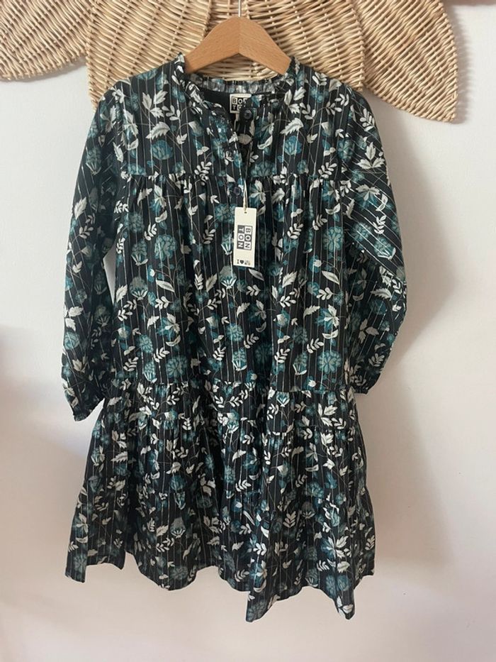 Robe fille bonton 6 ans neuve