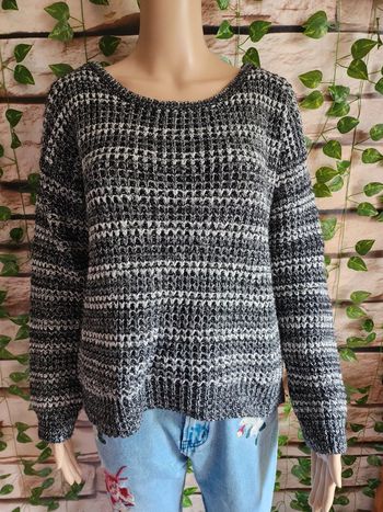 🌸Pull-over Bizzbee Taille 40🌸