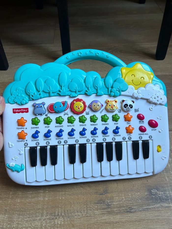 Clavier musical Fisher price - photo numéro 1