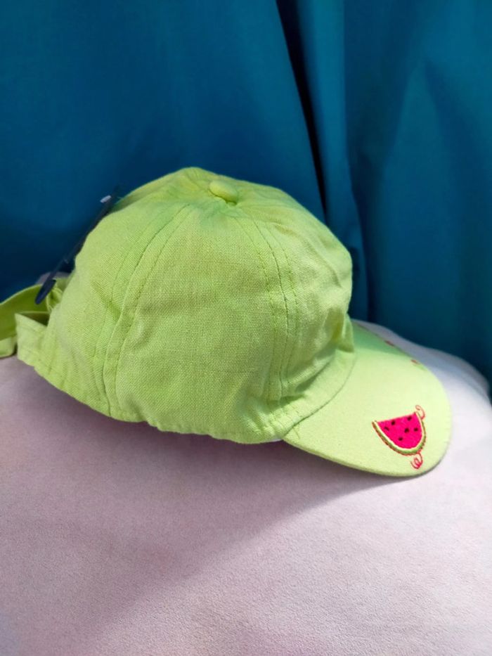 Casquette bébé vert citron – broderies fruits & texte coloré - photo numéro 5