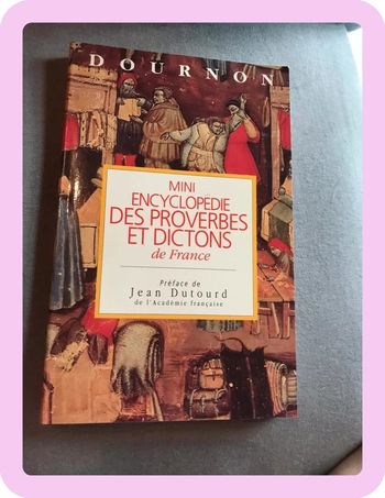 Livre mini encyclopédie