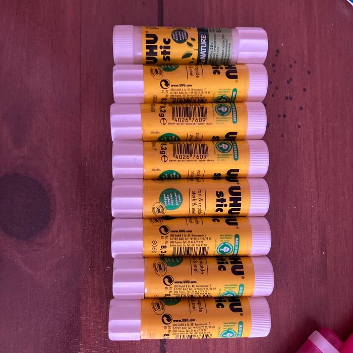 Lot de 8 tubes de colle  UHU stic 8,2 grammes