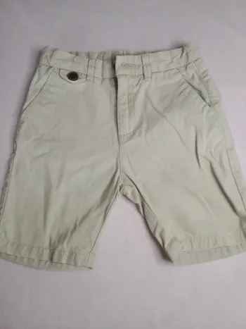 Short chino