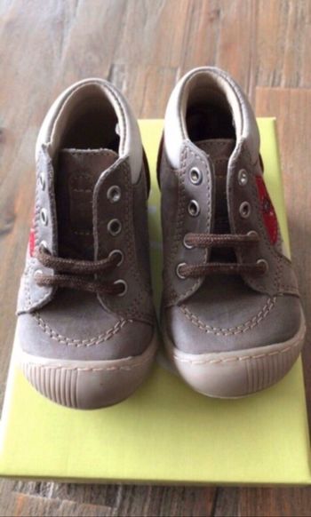 Chaussures neuves Aster taille 20