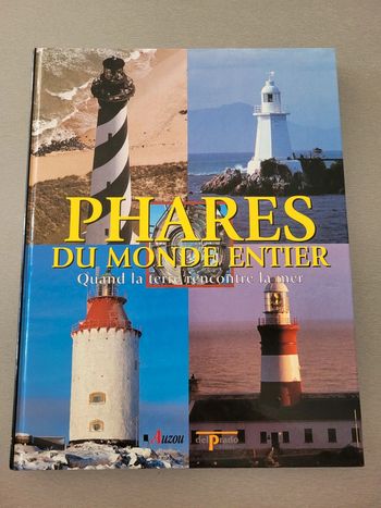 Livre les phares du monde entier