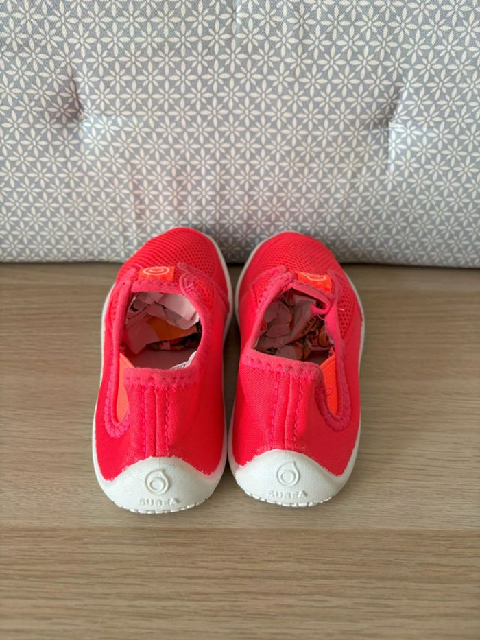 Chaussures Aquatiques Elastiques "Décathlon" 32/33 - photo numéro 3