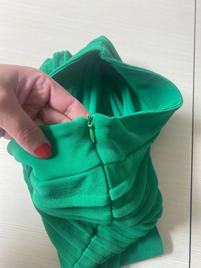 Jupe verte neuf - photo numéro 4