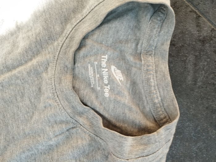 Tee shirt homme Nike gris taille M - photo numéro 3