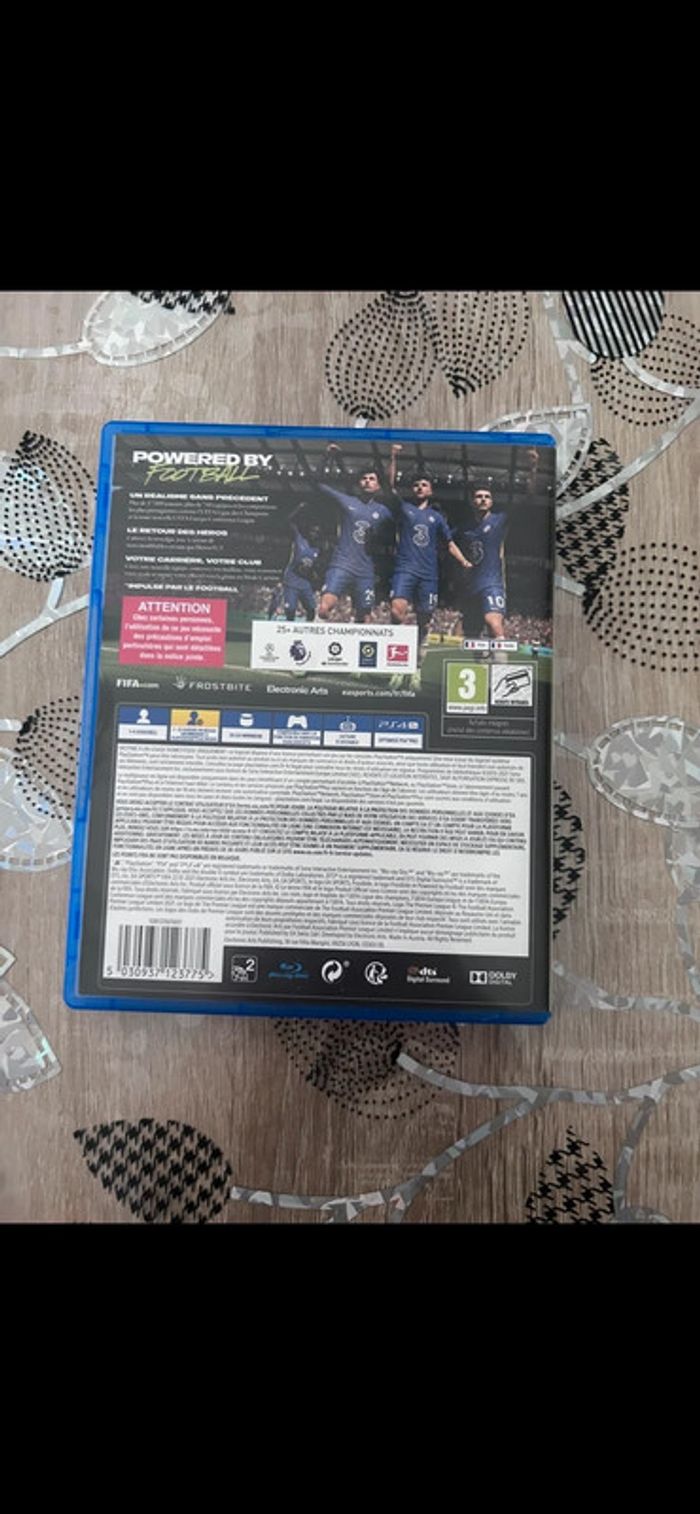 Jeu ps4 FIFA - photo numéro 3