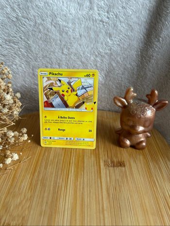 Carte Pokémon Pikachu 25/25 – Collection 25e Anniversaire McDonald’s (2021)