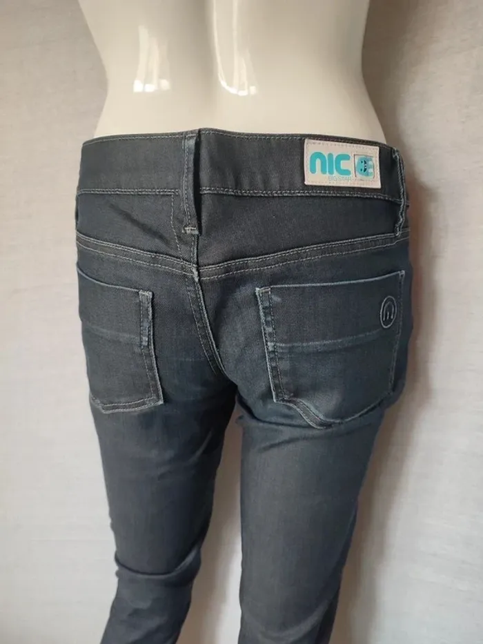 Jean taille basse - photo numéro 7