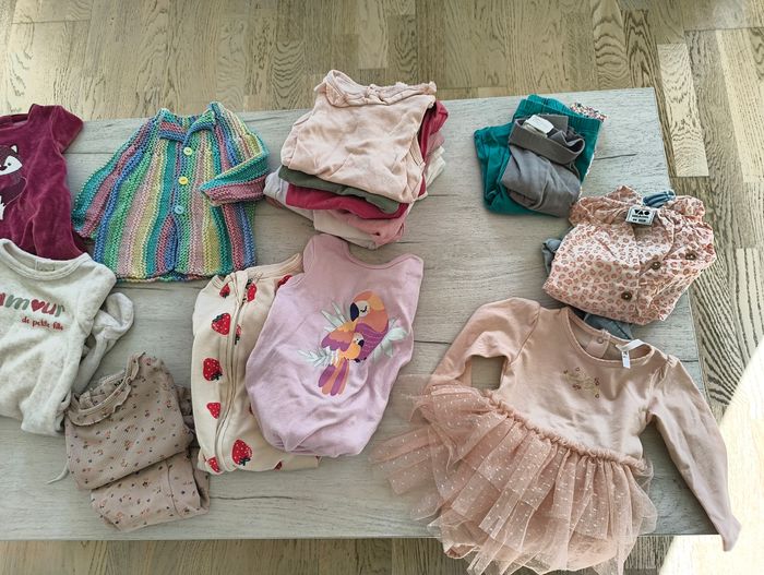 Lot de vêtements bébé fille - Naissance à 6Mois - photo numéro 2