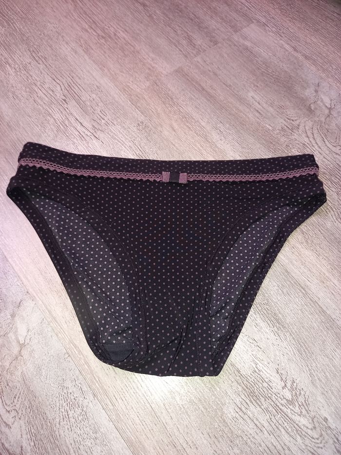 Culotte noire à pois mauve taille 36/38
