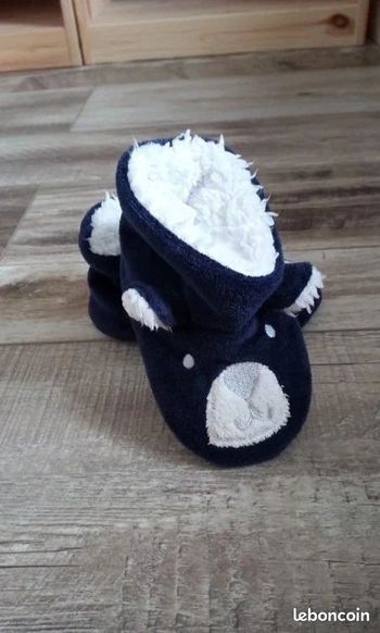 Chausson tête ours intérieur chaud taille 18/19