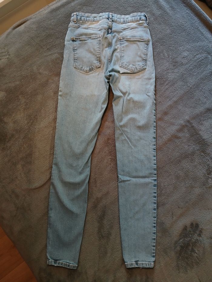 Jean 36 - photo numéro 2