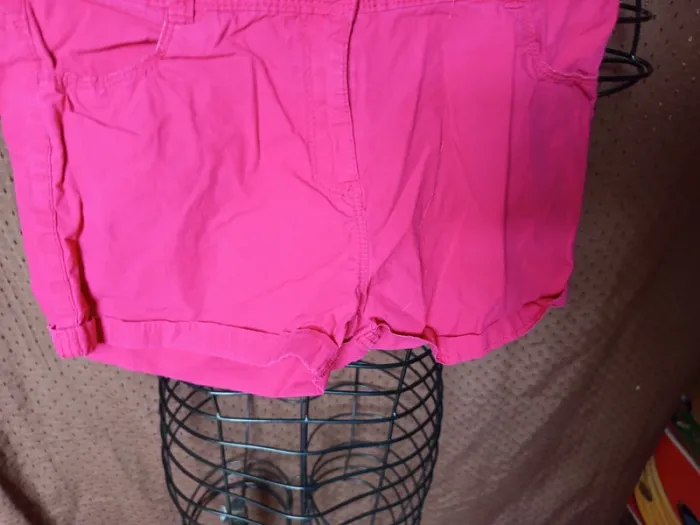 Short rose taille 12ans - photo numéro 3