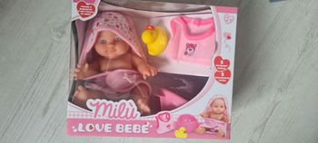 Bebe avec accessoires