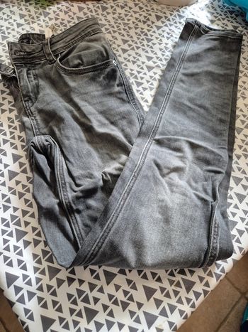 Jeans troué