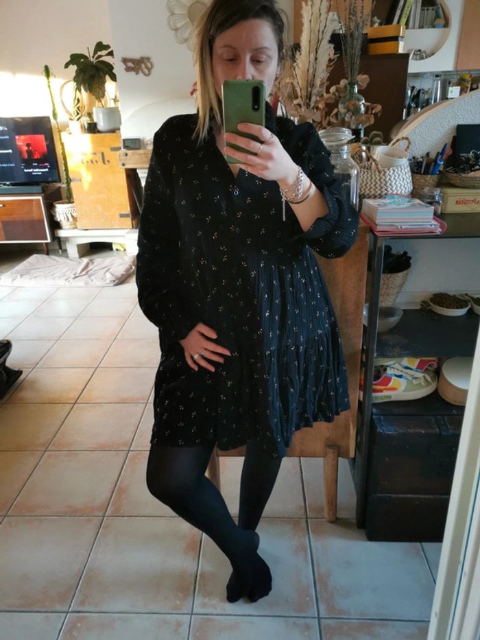 Robe baybdoll noir et doré - photo numéro 2
