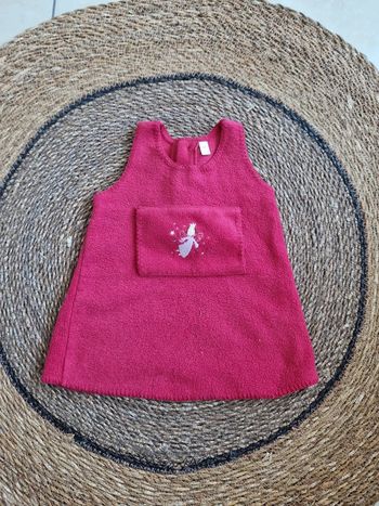 Jolie robe avec fée dessus taille 3 mois