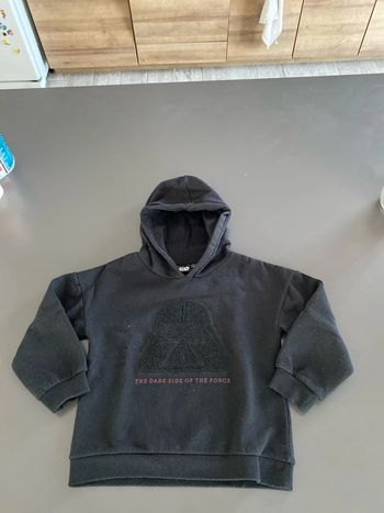 Pull star wars 6 ans noir
