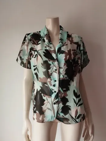 Blouse ou chemisier en transparence Un jour ailleurs taille 5