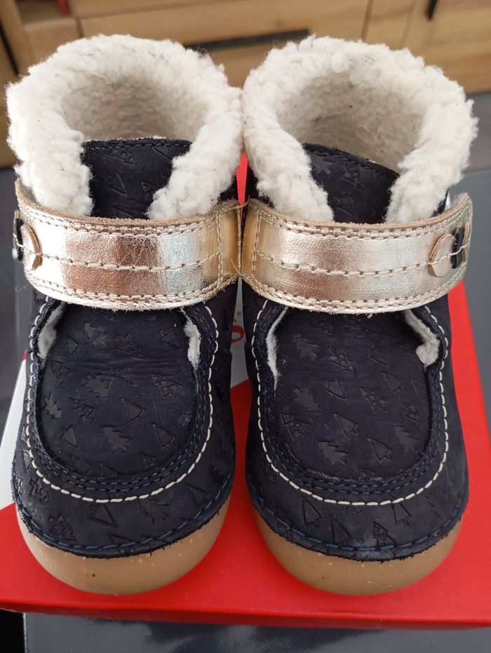 Kickers neuves pour fille en taille 23 - photo numéro 2