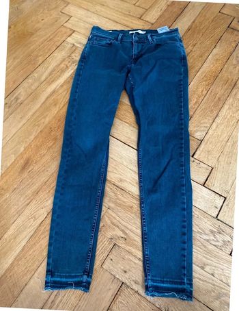 Levis 710 W27/L30