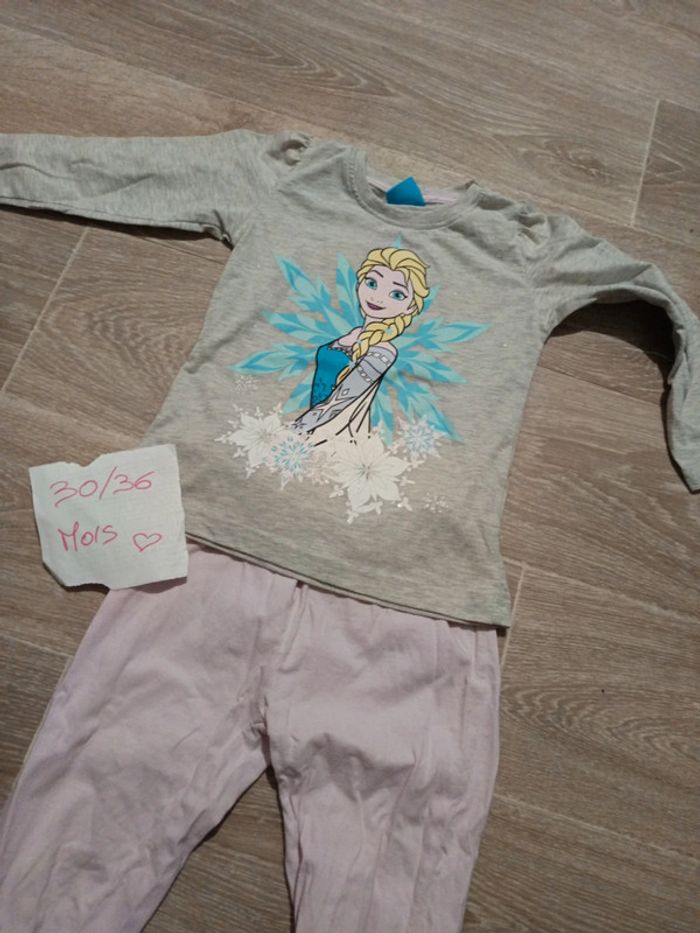 Pygiama Frozen 2/3 ans - photo numéro 2