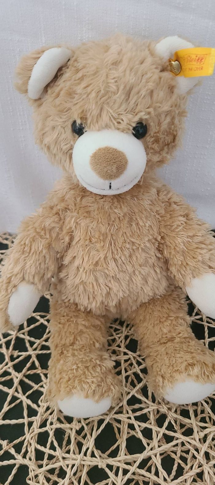 Ours en peluche Steiff