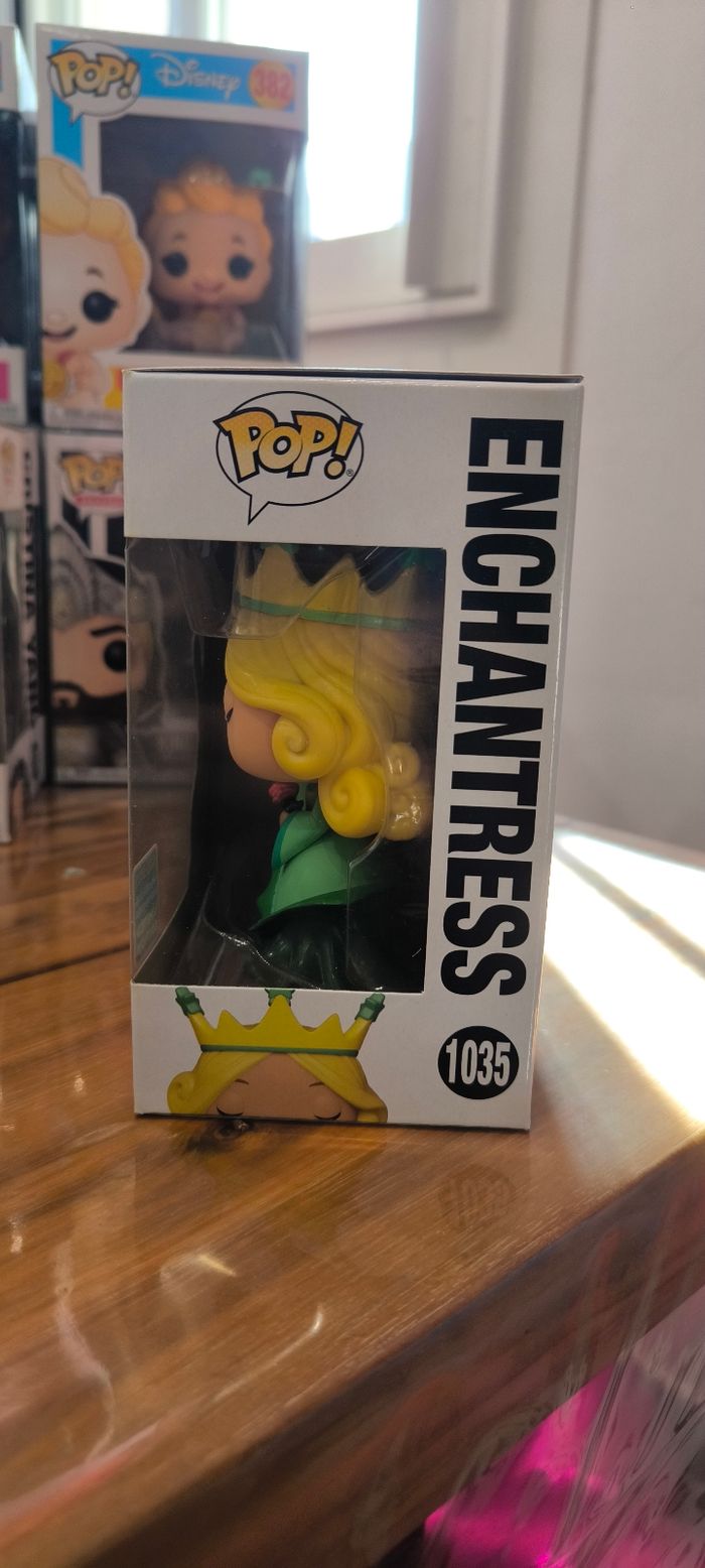 Funko pop enchantress 1035 la belle et la bête - photo numéro 2